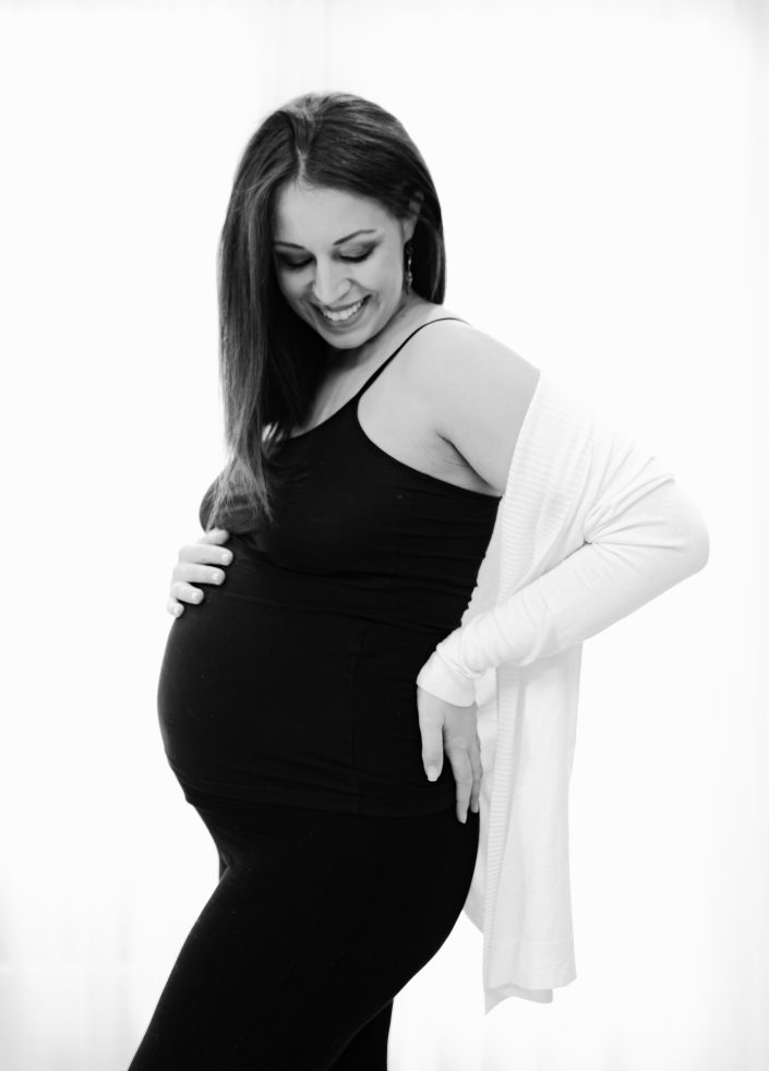 Black and white pregnancy photo