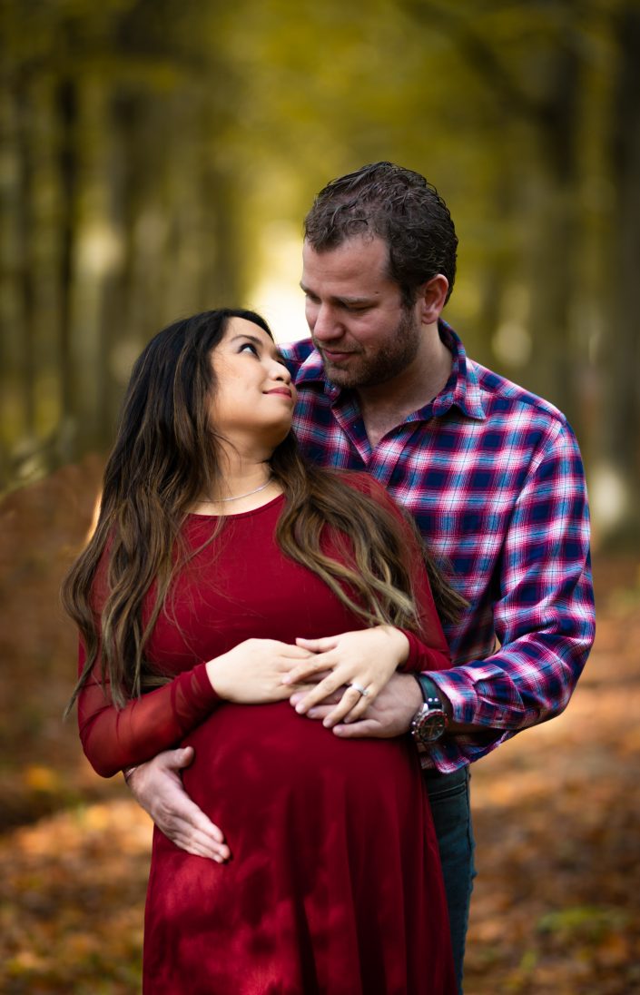 Pregnancy love photosession in Deventer
